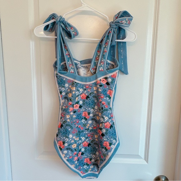 GRACE REVERSIBLE TIE-SHOULDER ONE PIECE SWIMSUIT - Picture 4 of 12